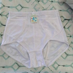 Women’s Large Underwear in White 3 pairs